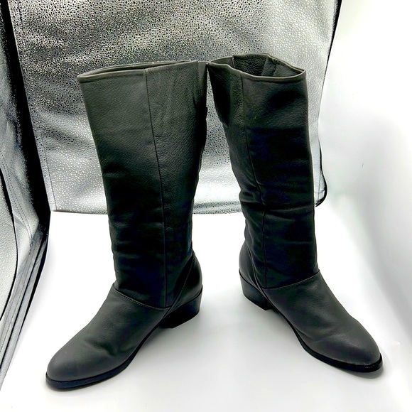 Bagatelle knee high gray color soft leather boots for women size 8.5 - Picture 1 of 8